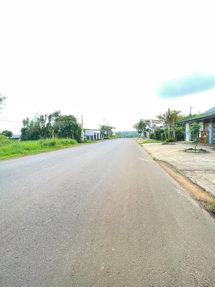 Đất nền Bảo Lộc 153m² giá 2 tỷ - Lô góc 2 mặt tiền đường nhựa!