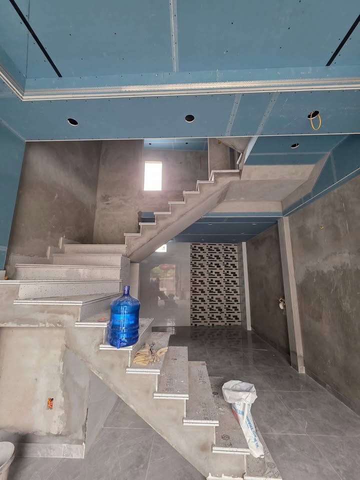 Nhà 3 tầng Đồng Hoà, Kiến An, Hải Phòng 42m² giá 2 tỷ - Chính chủ, pháp lý rõ ràng!