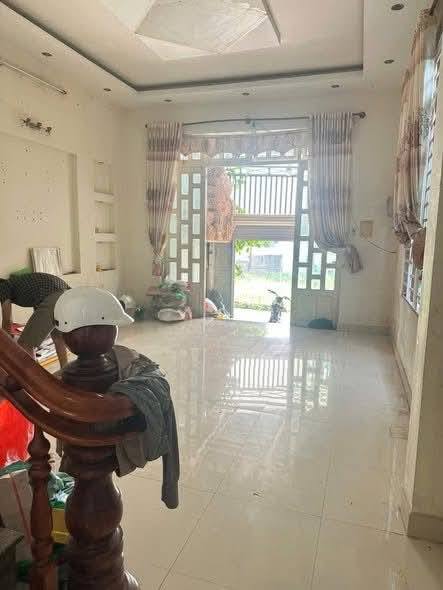 Nhà phố Lý Thường Kiệt Đức Trọng 100m² giá 3.2 tỷ - Ô tô vào tận nhà!