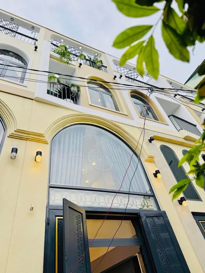 Nhà mới Phạm Văn Chiêu Gò Vấp 42m² giá 6.1 tỷ - Full nội thất cao cấp