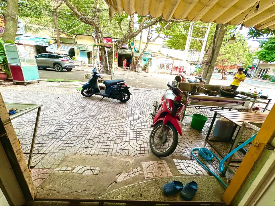 Nhà cho thuê mặt tiền Sương Nguyệt Ánh, Vũng Tàu - 1 trệt 3 lầu, giá 13.5 triệu/tháng