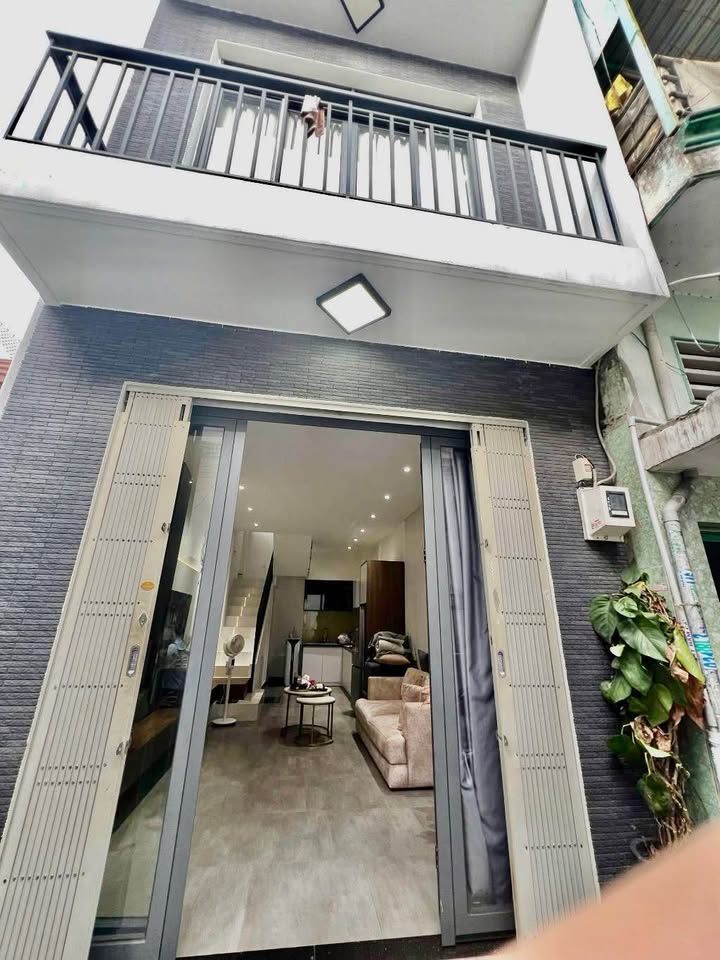 Nhà đẹp 2 tầng Võ Thị Nhờ, Tân Thuận Đông, Q7 - 29m² chỉ 3.78 tỷ - Full nội thất hiện đại!