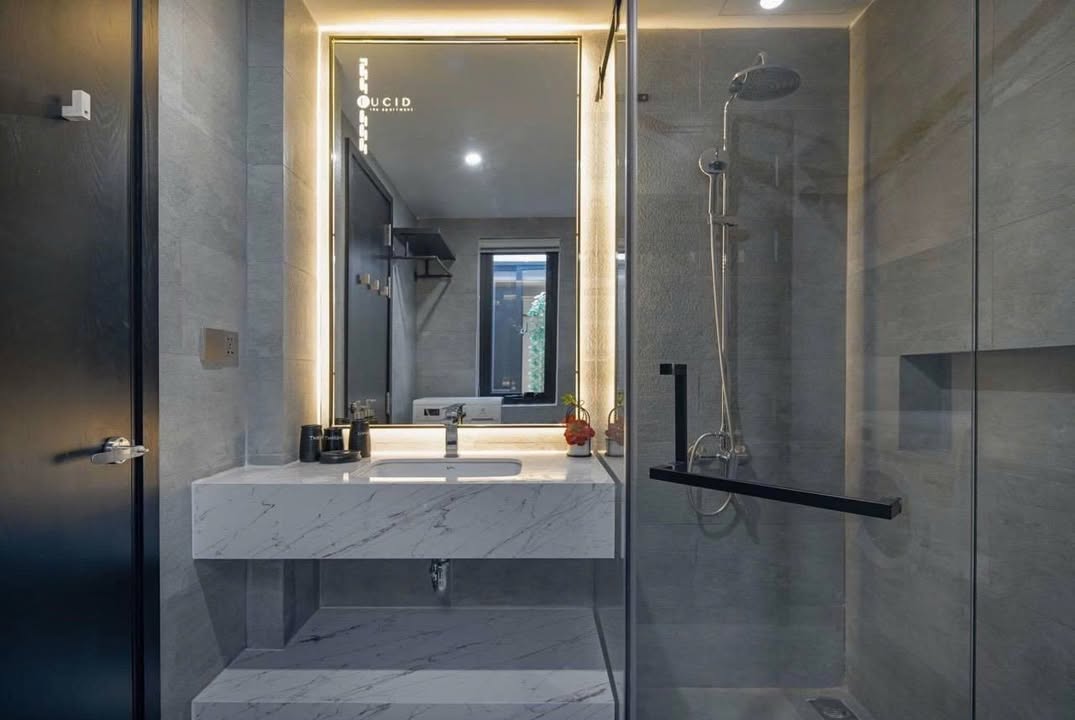 Căn hộ 2 phòng ngủ cho thuê đường Hồ Nghinh - 60m² giá 16 triệu, gần bãi biển My Khe!