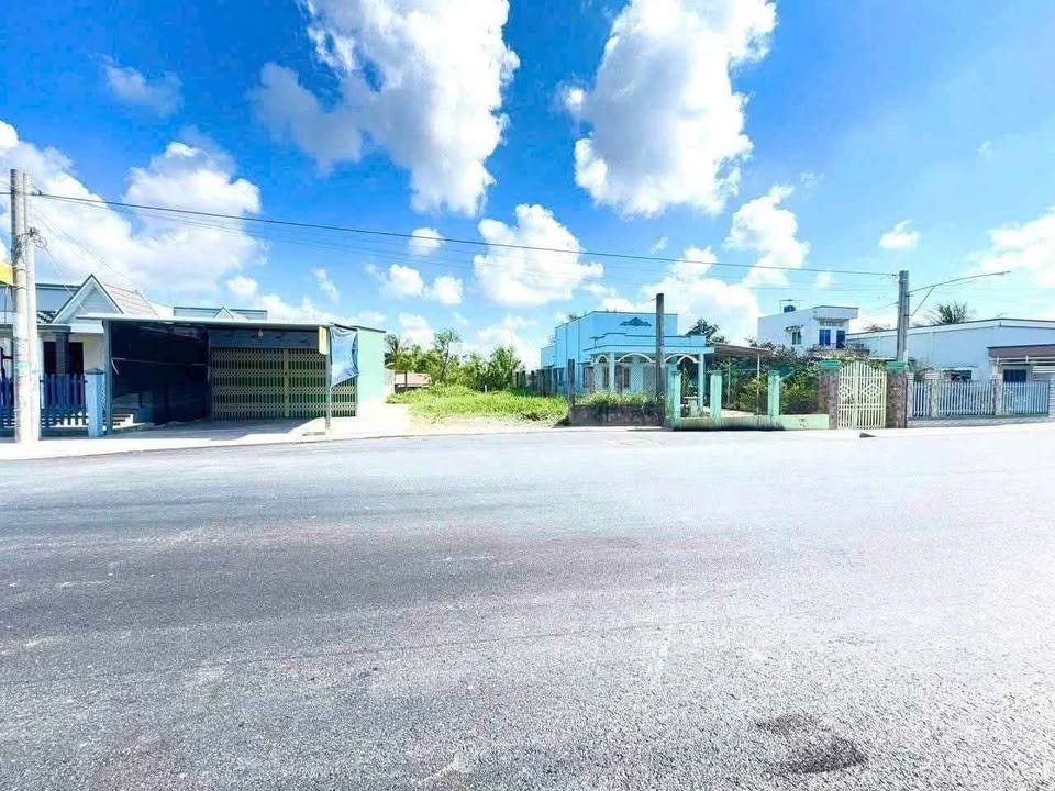 Đất nền mặt tiền Nguyễn Thìn, Gò Công 137m² giá 970 triệu - Bán gấp trong tuần!