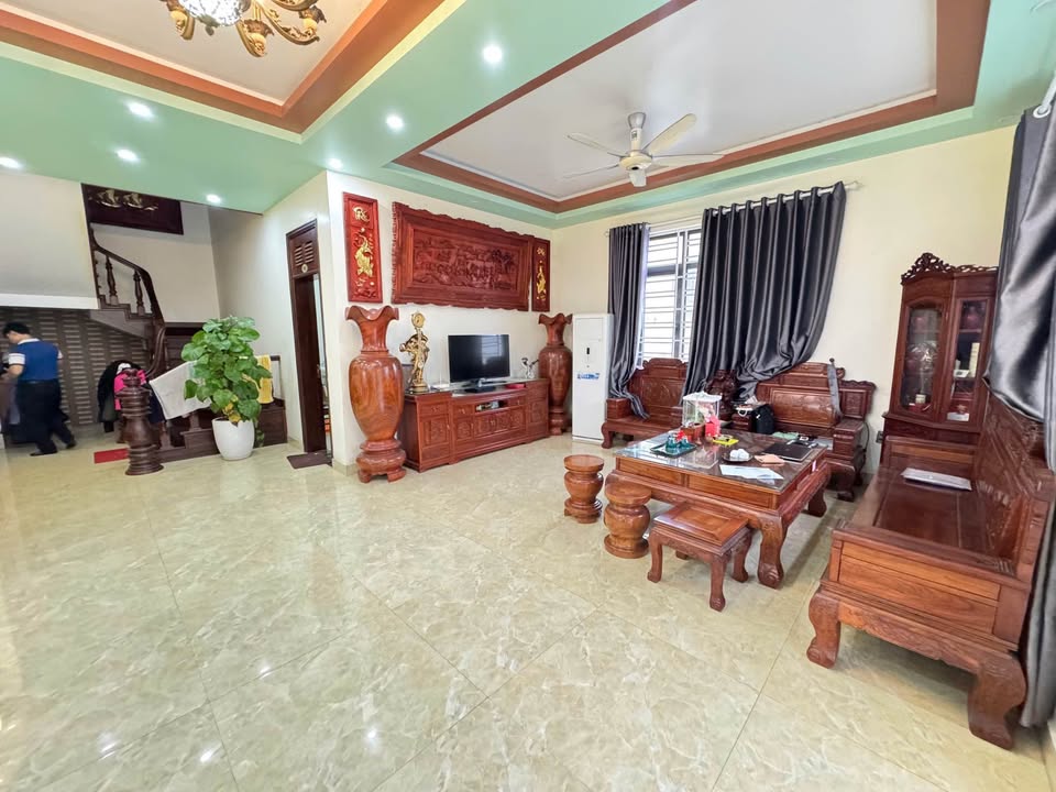 Biệt thự góc đẹp nhất khu Anh Dũng 327m² - Giá thỏa thuận, nội thất gỗ Lim cao cấp!