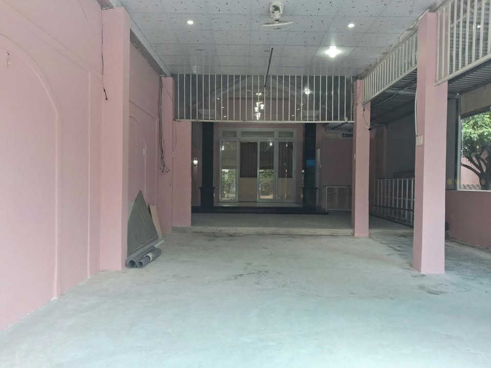 Kho cho thuê Phú Mỹ Thủ Dầu Một 130m² giá chỉ 10 triệu - Đừng bỏ lỡ cơ hội này!