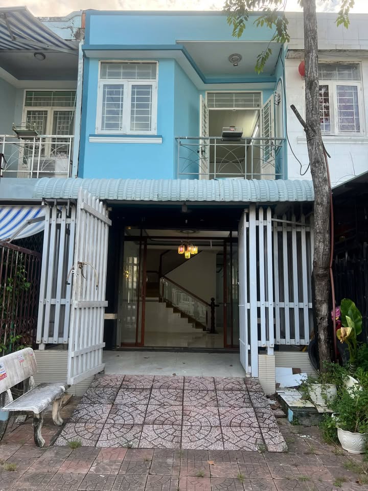 Nhà 1 trệt 1 lầu đường Số 44, Cần Thơ 69m² giá 2.65 tỷ - Chính chủ, đầy đủ tiện ích!