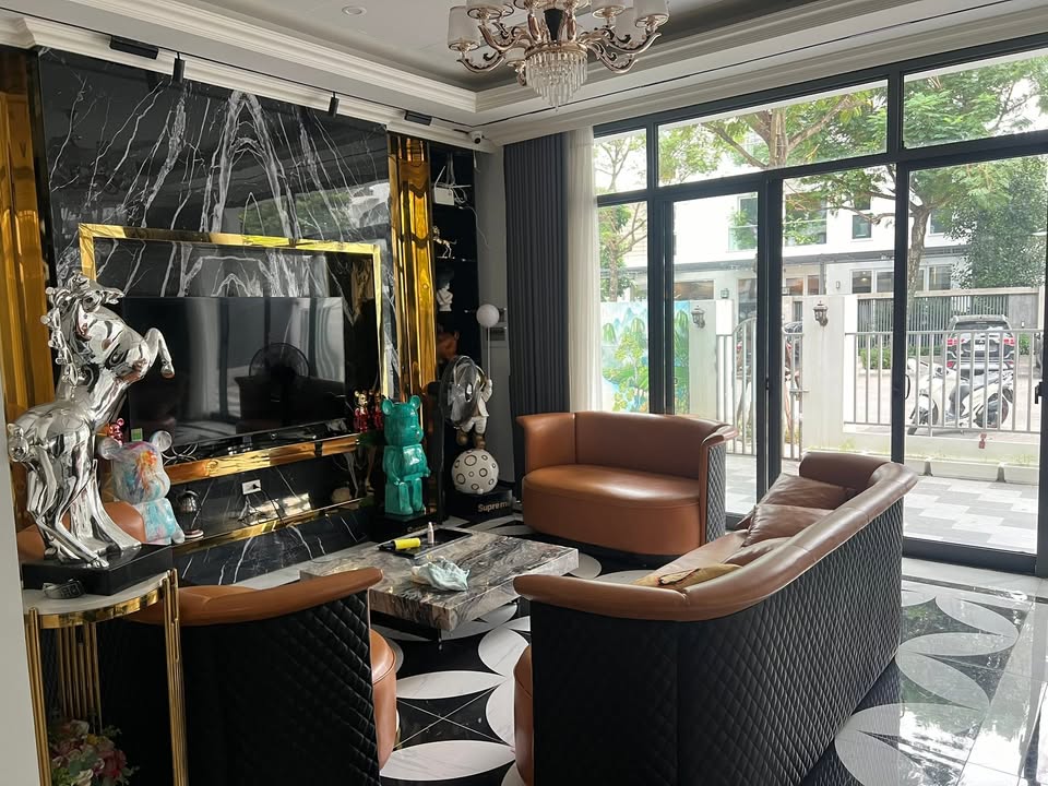 Biệt thự Vườn Dương Nội 160m² giá 28 triệu - Sẵn sàng cho thuê ngay!