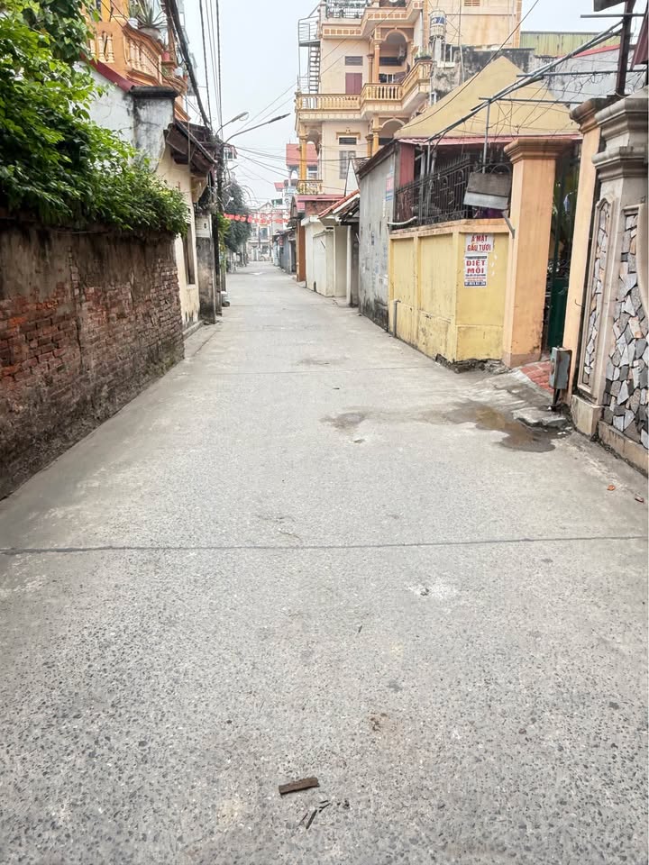 Lô đất thổ cư Lạc Thổ Nam 99m² giá 2 tỷ - Tiềm năng đầu tư cao!