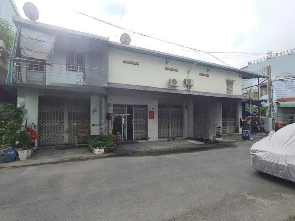 Dãy ki ốt Tân Đông Hiệp, Dĩ An 90m² giá 4.35 tỷ - Đầu tư sinh lời hấp dẫn!