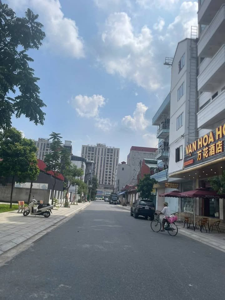 Đất nền góc đẹp tại Chu Mẫu, Bắc Ninh 250m² giá 20 tỷ - Sổ đỏ chính chủ!