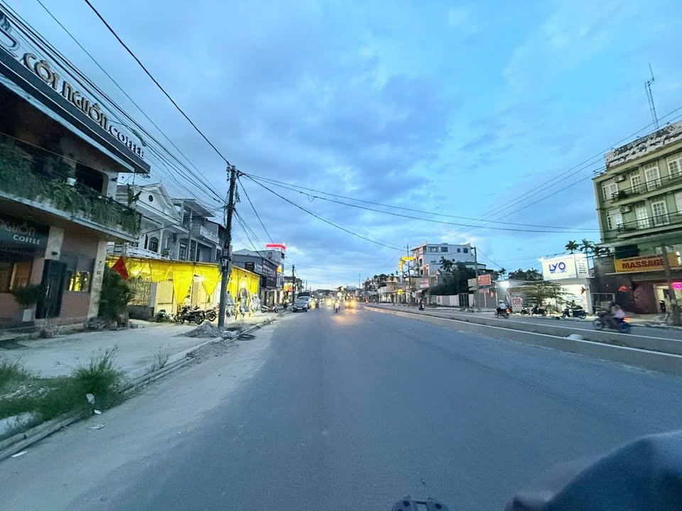 Mặt tiền Kinh Doanh Phạm Văn Đồng Huế 136m² - Pháp lý rõ ràng, sẵn sàng kinh doanh!