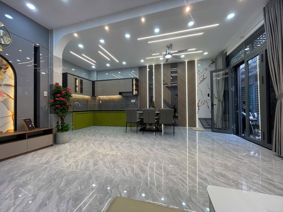 Biệt thự Gò Vấp 75m² giá 6 tỷ - Đầy đủ nội thất, sẵn sàng vào ở!