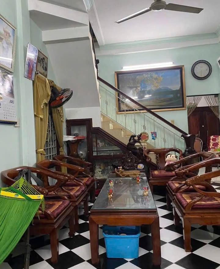 Nhà 2 tầng Đội Cung, Huế 126m² giá 10 tỷ - Kinh doanh tiềm năng cao!