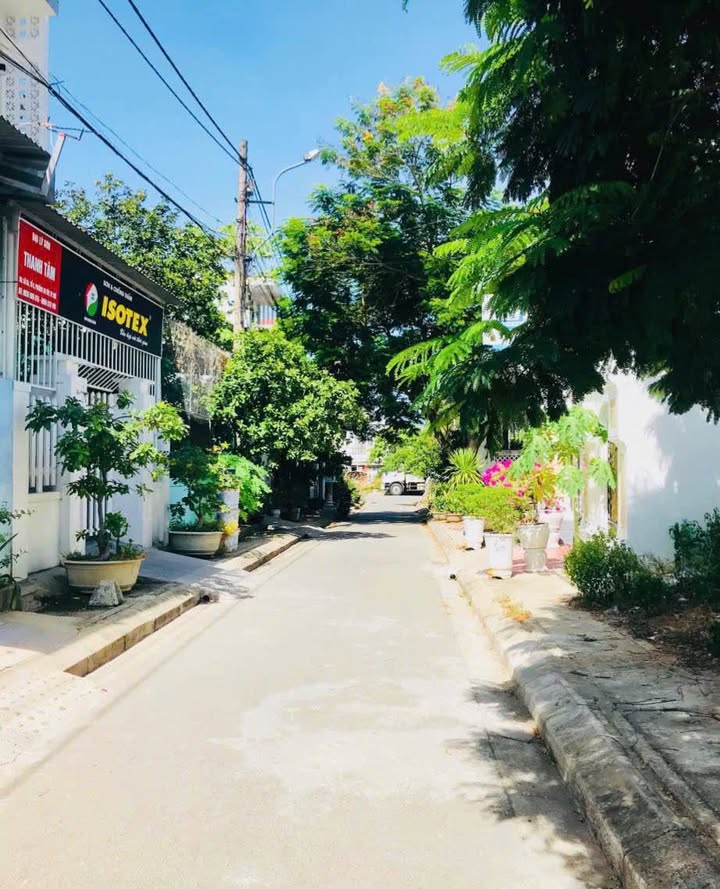 Đất mặt tiền KQH Xóm Hành, An Cựu, Huế 105m² giá 2.3 tỷ - Vị trí đẹp, an cư lý tưởng!