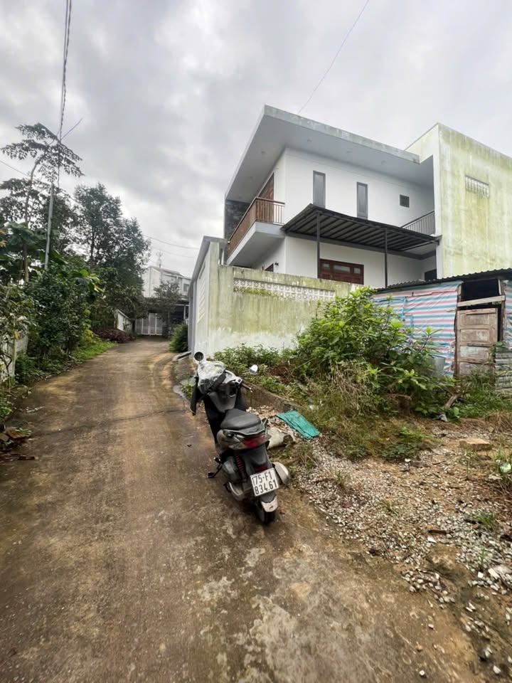 Đất nền Lê Ngô Cát, Thủy Xuân, 100.8m² giá 1.6 tỷ - Đầu tư sinh lời ngay!