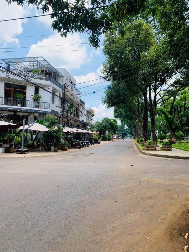 Đất nền góc 2 mặt tiền Nguyễn Cơ Thạch, 129m² giá 3.5 tỷ - Kinh doanh đa ngành lý tưởng!