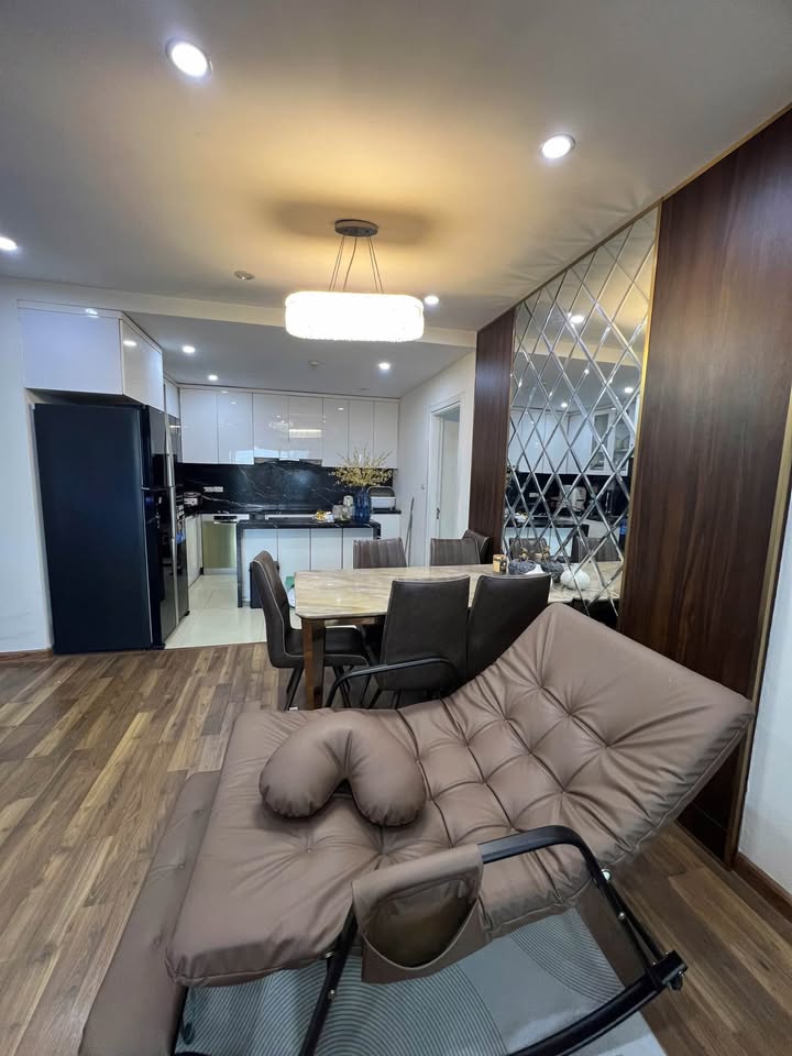 Căn hộ 3 phòng ngủ Goldmark City 110m² - Sổ đỏ chính chủ, giá thỏa thuận!