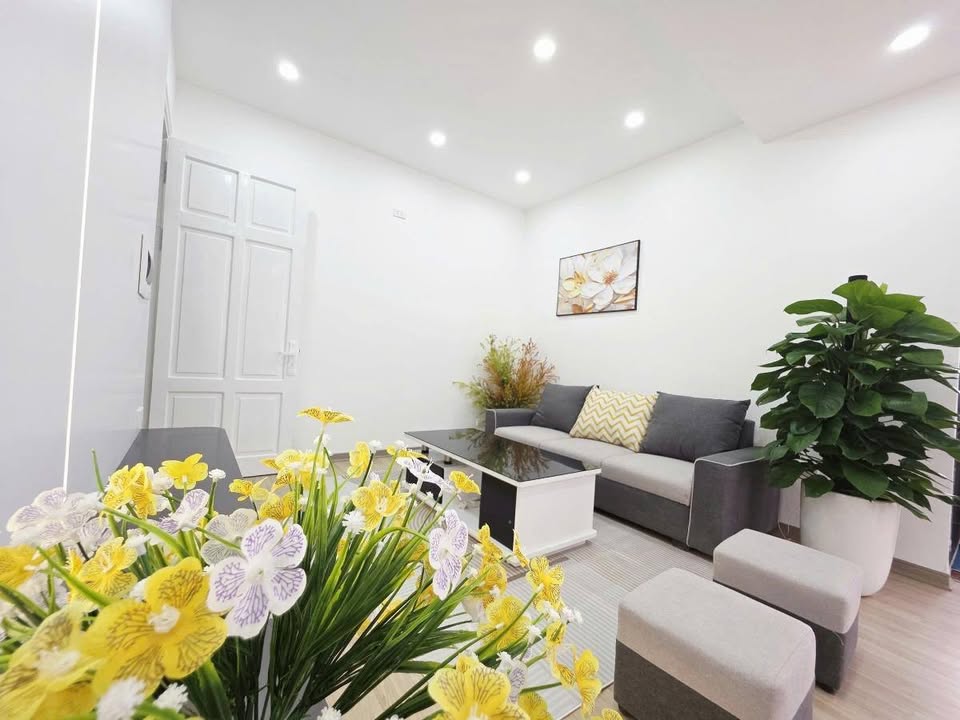 Căn hộ Vinaconex Trương Công Giai 65m² - Thiết kế đẹp, tiện ích đầy đủ!