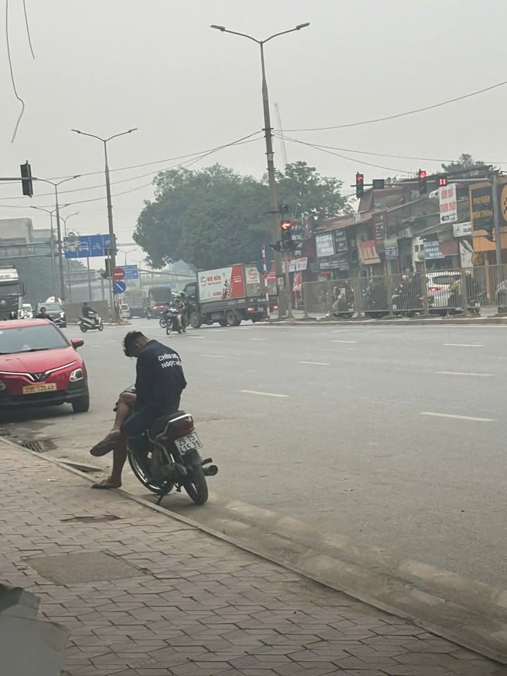 Nhà mặt phố Ngọc Hồi, Thanh Trì 50m² giá 15.8 tỷ - Sổ đỏ chính chủ, thu nhập ổn định từ cho thuê!