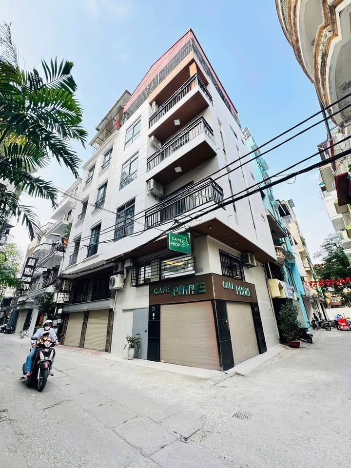 Nhà mặt phố Ô Chợ Dừa, Đống Đa 46m² giá 18 tỷ - Đầu tư sinh lời ngay!