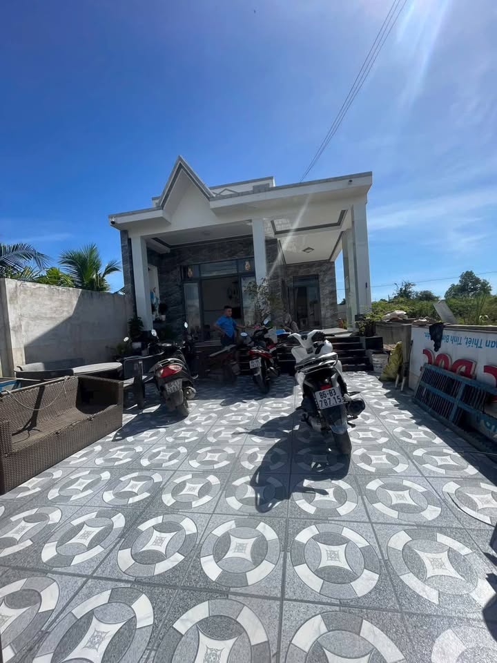 Đất thổ cư 1000m² mặt tiền đường Kim Ngọc - Giá chính chủ chỉ 1.8 tỷ!