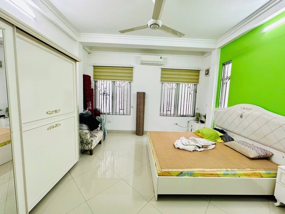 Nhà phố Hồ Tùng Mậu 35m² giá 8.3 tỷ - Thiết kế hiện đại, tặng full nội thất!