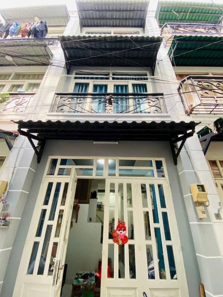 Nhà phố Thạnh Xuân Quận 12 28m² giá 1.53 tỷ - Đường ô tô vào tận nhà!