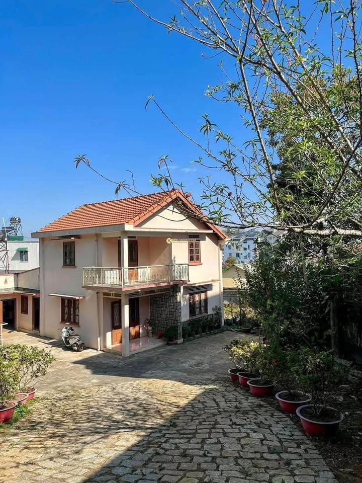 Villa hai mặt tiền Hùng Vương 774m² giá 30 tỷ - Đầu tư lý tưởng tại Đà Lạt!