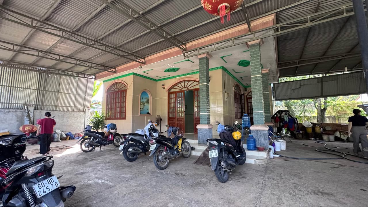 Nhà mặt tiền đường nhựa 355m² Đồi 61, Trảng Bom giá 3.7 tỷ - Sổ hồng chính chủ!