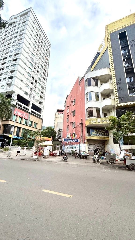 Nhà phố Bùi Viện, Phạm Ngũ Lão, Q1 - 91m² giá 9 tỷ - Sổ hồng vuông đẹp!