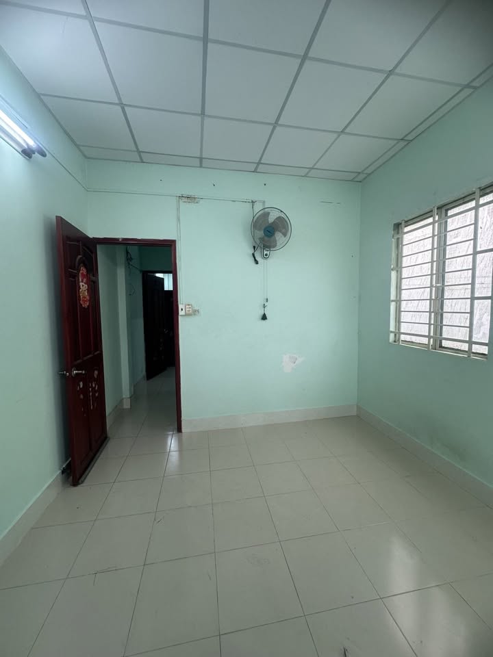 Nhà 3 tầng Dương Bá Trạc, Quận 8, 34m² giá 4.73 tỷ - An cư lý tưởng!
