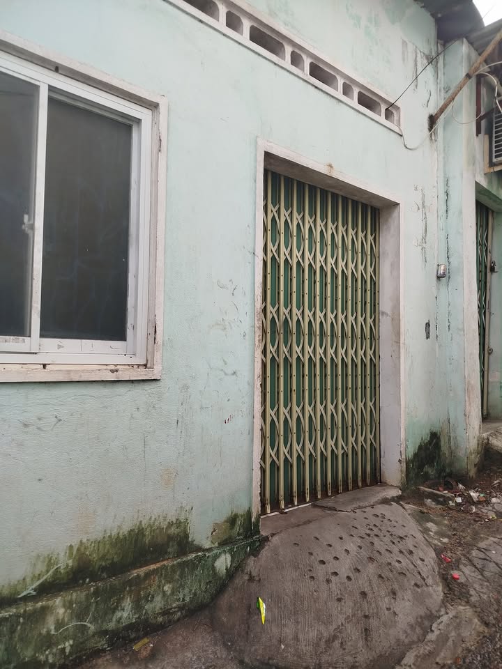 Nhà cho thuê hẻm 1m đường Hoàng Văn Thụ, Quy Nhơn 40m² - Điện nước giá nhà nước