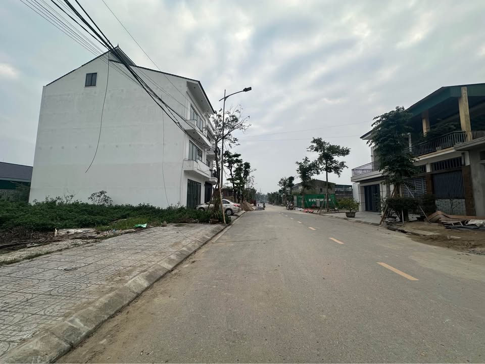 Đất Vinh Tân 120m² giá 5 tỷ - Xây dựng tự do, vị trí đẹp!