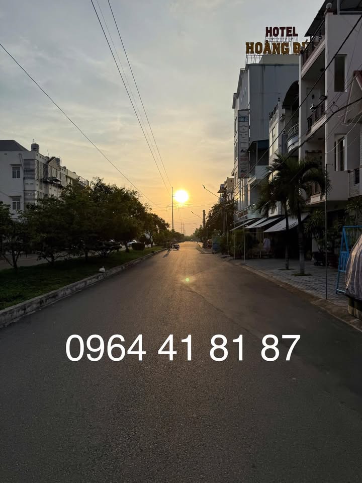 Đất nền đẹp tại đường Lý Thái Tổ Nối Dài, Long Xuyên, 182m² giá 3.5 tỷ - Đầu tư sinh lời ngay!