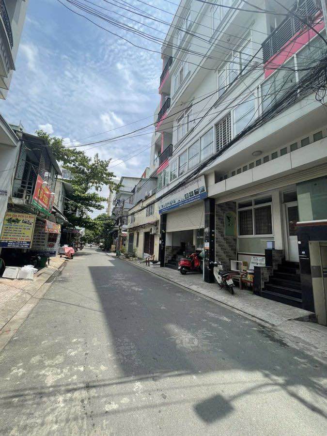 Nhà góc 2 mặt tiền Phan Văn Sửu, Tân Bình, 74m², giá 13.6 tỷ - Cơ hội đầu tư hiếm có!