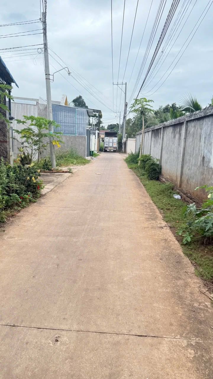 Đất nền Bàu Trâm, Long Khánh 130m² giá 950 triệu - Sổ đỏ chính chủ, vị trí đẹp!