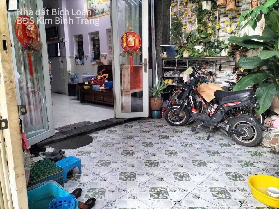 Nhà bán Hẻm 25 Bông Sao, Quận 8, Diện tích 60m², Giá 5.6 tỷ - Sổ hồng chính chủ!