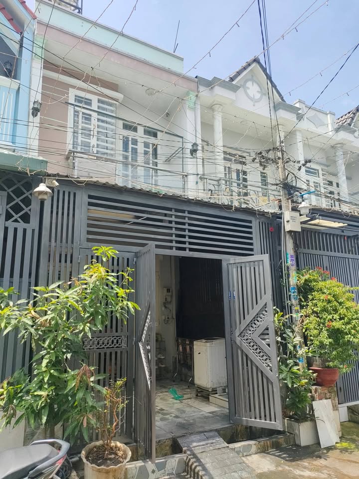 Nhà 1 lầu tại đường Hà Duy Phiên, Củ Chi 60m² giá 1.88 tỷ - Tiện nghi đầy đủ, khu dân cư văn hóa!