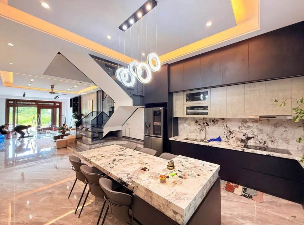 Nhà 3 tầng hiện đại tại Đông Vệ, Thanh Hóa - 9 tỷ, có thương lượng!