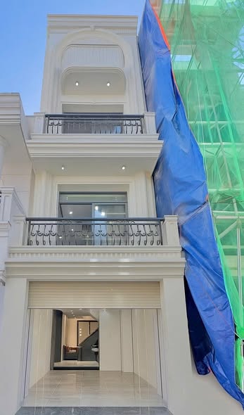 Nhà phố Hố Nai, Biên Hòa 250m² giá 4.45 tỷ - Thiết kế hiện đại, thoáng mát!