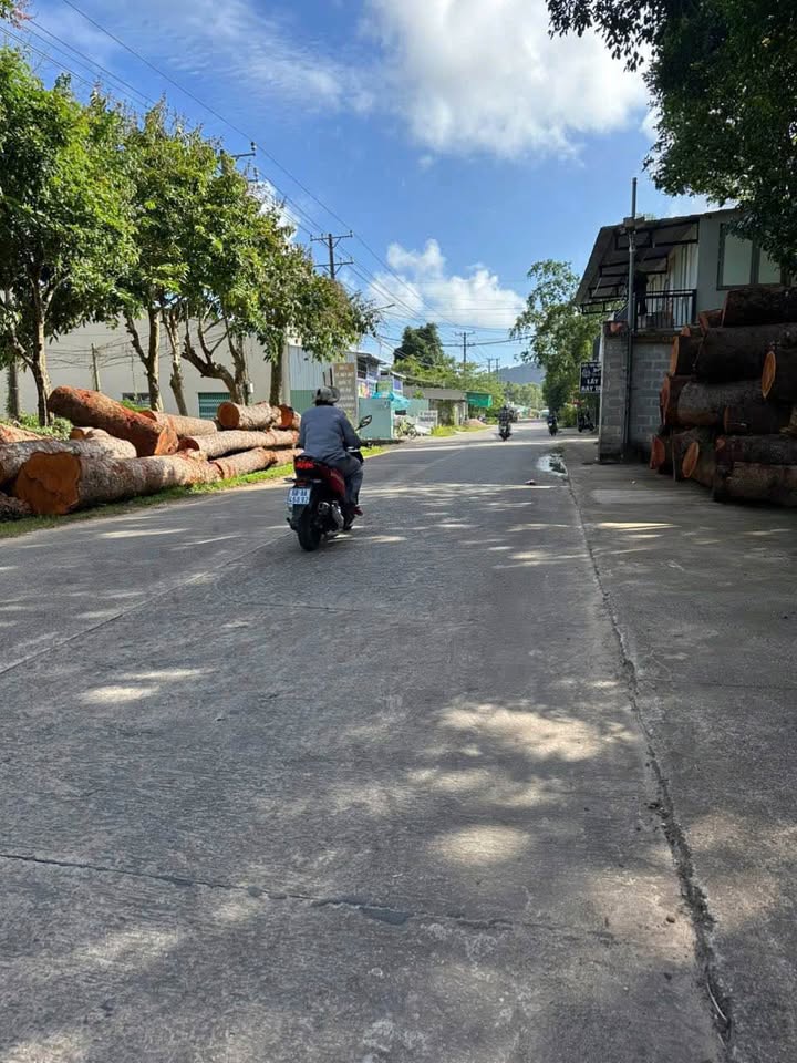 Nhà 2 phòng ngủ tại Cây Thông Trong, Phú Quốc 131m² giá 1 tỷ - Chỉ cần xách vali vào ở ngay!