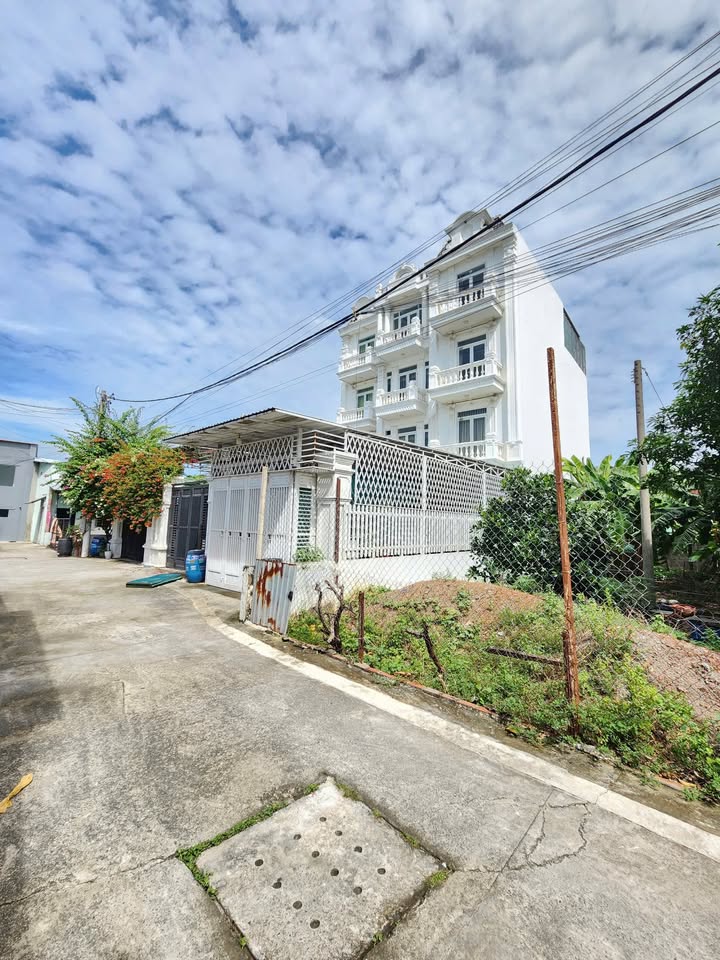 Đất nền 200,9m² gần đường Võ Thị Sáu, Dĩ An chỉ 6 tỷ - Sổ hồng riêng, xây dựng tự do!