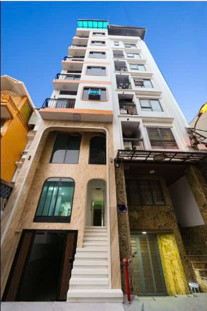 Căn hộ dịch vụ cao cấp Cầu Giấy 82m² giá 42.5 tỷ - Dòng tiền khủng 160 triệu/tháng!