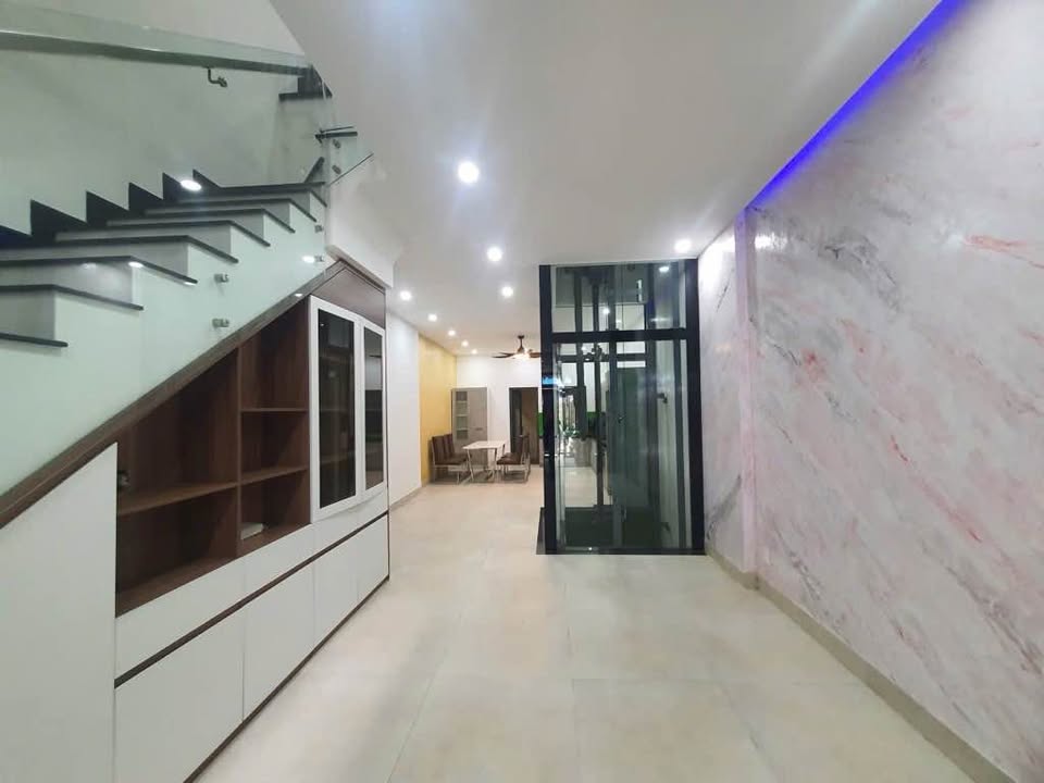 Nhà 4 tầng đẹp đường Bắc Đẩu, quận Hải Châu, Đà Nẵng 102m² giá nhỉnh 11 tỷ - Gần biển nghỉ dưỡng lý tưởng!