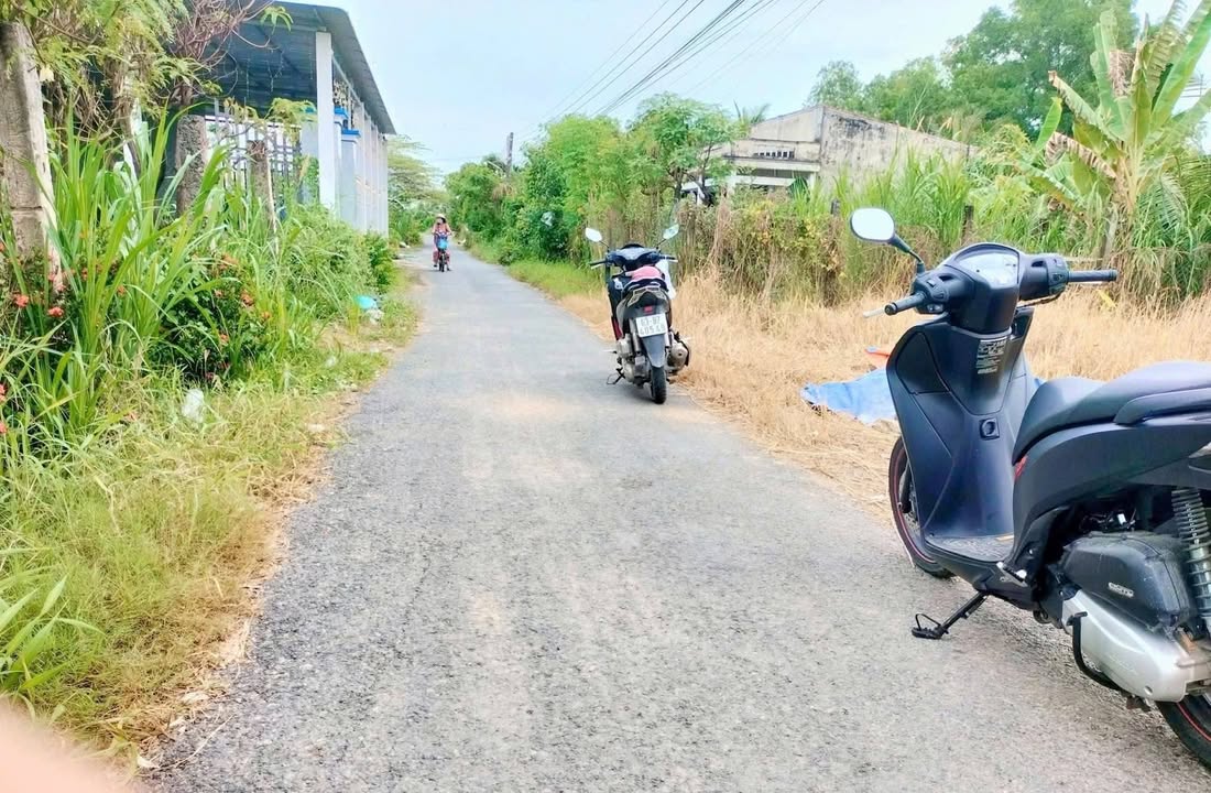 Đất nền Gò Công Đông 200m² giá chỉ 690 triệu - Cơ hội đầu tư tuyệt vời!