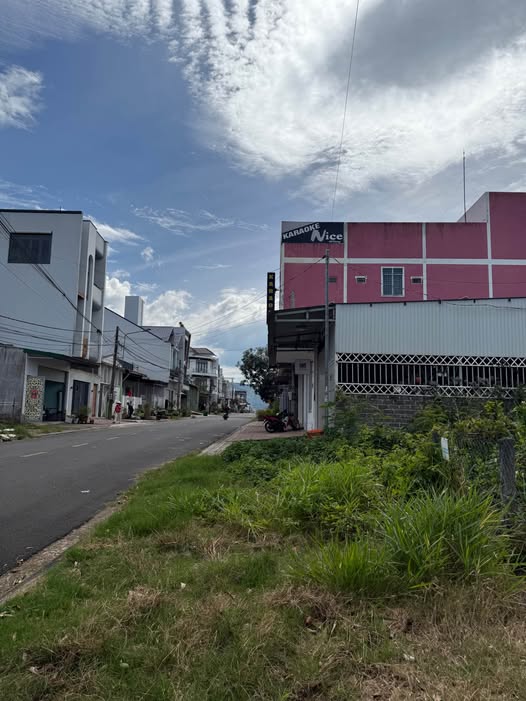 Mặt tiền FrontHouse đường Lương Thế Vinh Bảo Lộc 114m² giá 4.9 tỷ - Kinh doanh đa ngành nghề