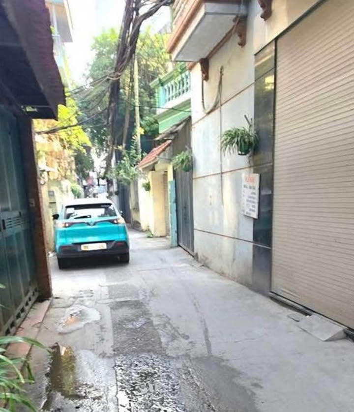 Nhà riêng Đông Ngạc 30m² giá 6 tỷ - Đầy đủ công năng, gần chợ Kẻ Vẽ!