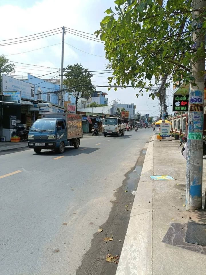 FrontHouse Mặt Tiền Trần Văn Mười, Hóc Môn 158m² giá 12.49 tỷ - Kinh doanh mọi mặt hàng!