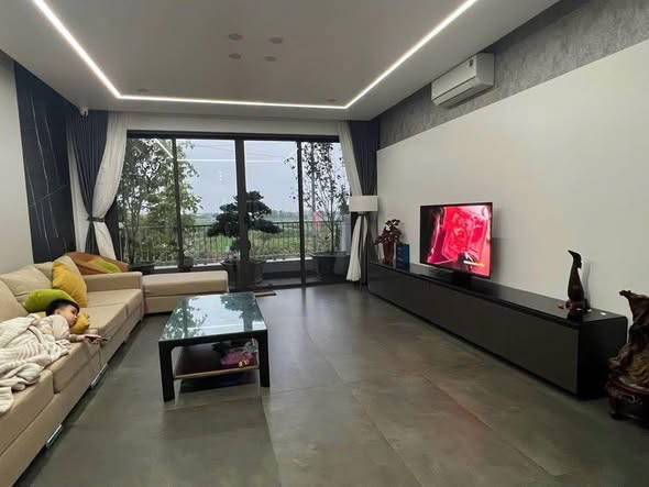 Nhà 5 tầng mặt đường Doãn Khuê, Vũ Phúc, 100m² chỉ 9.6 tỷ - Đầu tư sinh lời cao!